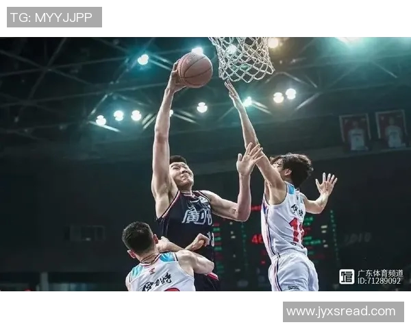 广州篮球队实力蜕变引发热议球迷期待新赛季的辉煌表现